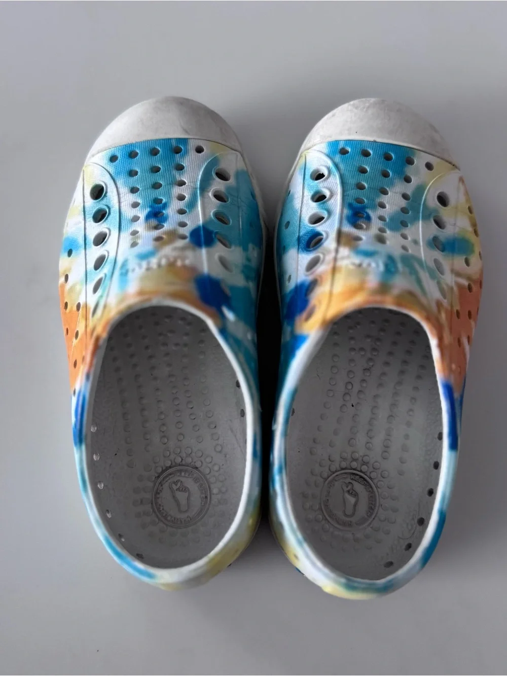 Native Kids Jefferson Water Shoes in Teal, Blue & Yellow Tie-Dye